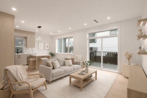 2-3508 E Pender St, Vancouver, BC, V5K2E3 | Card Image