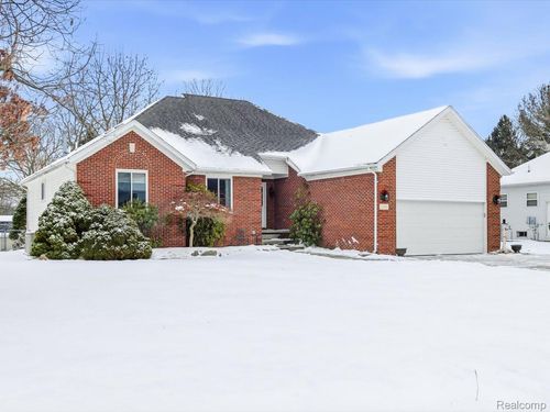 3188 Fanone Dr, Port Huron, MI, 48060-7257 | Card Image