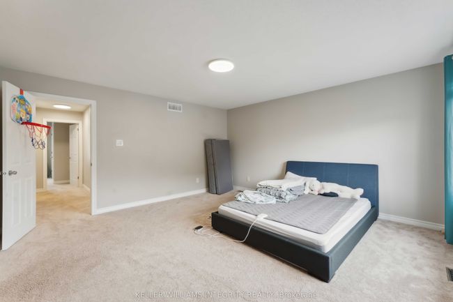 111 Tacom Cir, House attached with 3 bedrooms, 3 bathrooms and 1 parking in Nepean ON | Image 12
