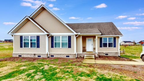 1027 Meridian Dr, Castalian Springs, TN, 37031-4784 | Card Image