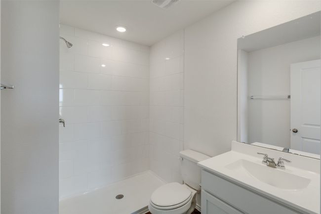 175 Safflower Dr, House other with 3 bedrooms, 3 bathrooms and null parking in Uhland TX | Image 14