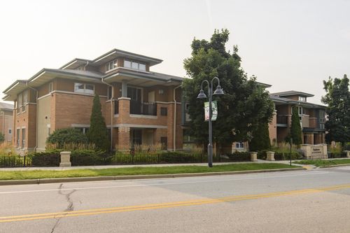 13-15271 W Library Lane, New Berlin, WI, 53151 | Card Image