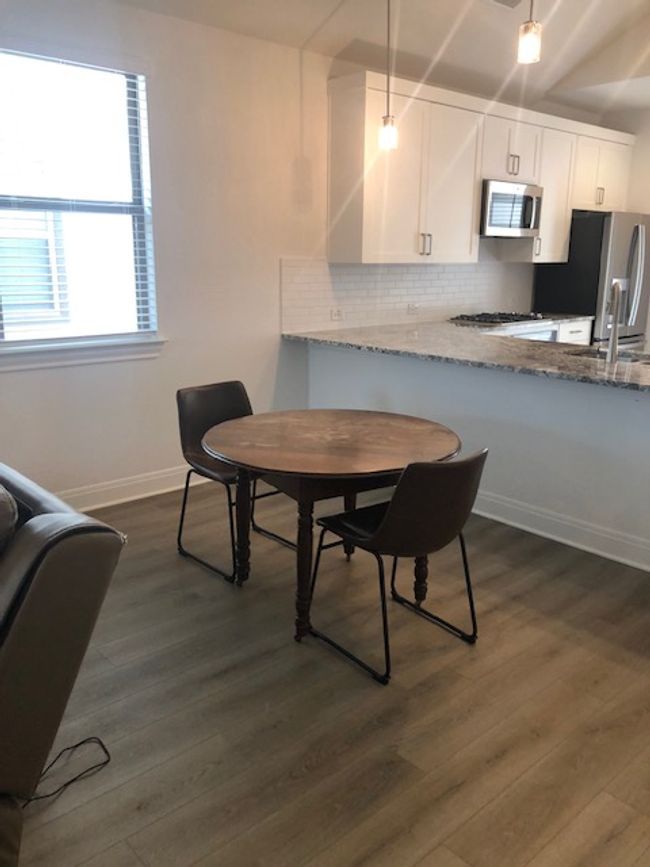 Separate Dining area | Image 7