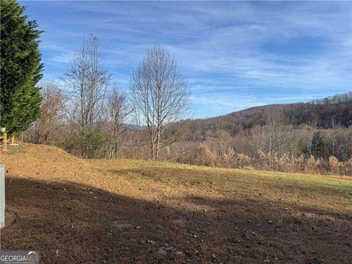 33 Chatuge Manor Dr, Young Harris, GA, 30582 | Card Image