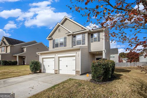 7097 Skippingstone Way, Douglasville, GA, 30134-7067 | Card Image