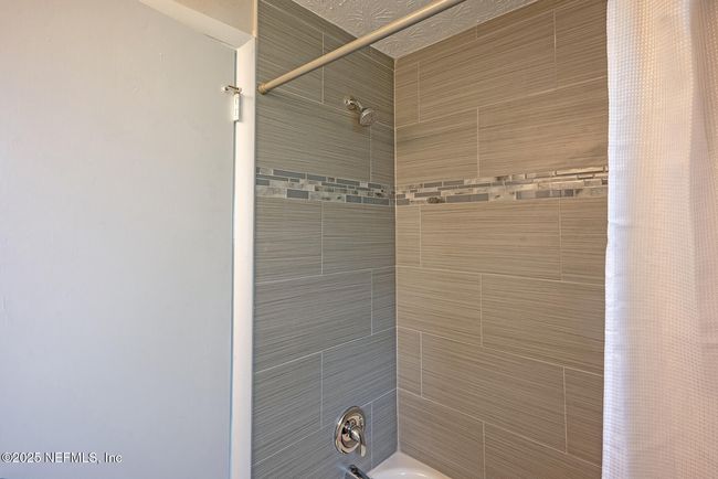 1040 Sawyerwood Dr, House other with 3 bedrooms, 2 bathrooms and null parking in Jacksonville FL | Image 28