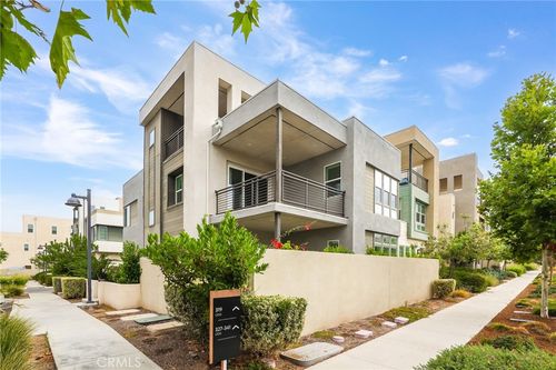 319 Sawbuck, Irvine, CA, 92602 | Card Image