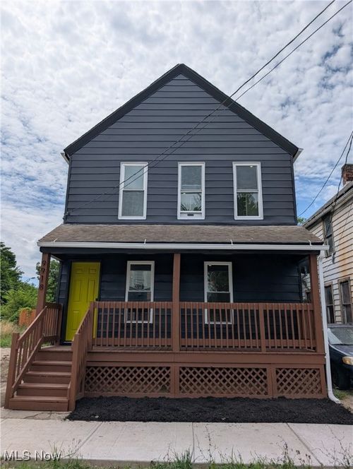 9918 Quebec Ave, Cleveland, OH, 44106-3522 | Card Image