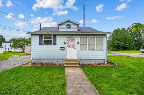 355 N 12th St, Sebring, OH, 44672-1507 | Card Image