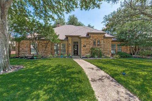 6808 Lovington Dr, Dallas, TX, 75252-2711 | Card Image