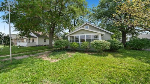 349 Grand Ave, Loves Park, IL, 61111-4579 | Card Image