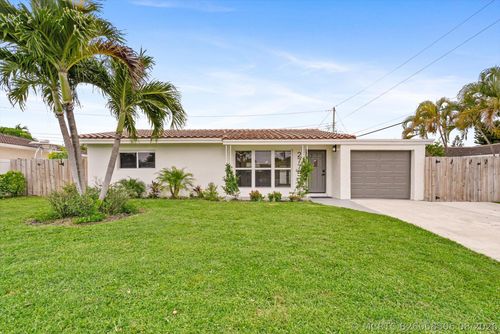 2775 Ne 5th Ave, Boca Raton, FL, 33431-7518 | Card Image