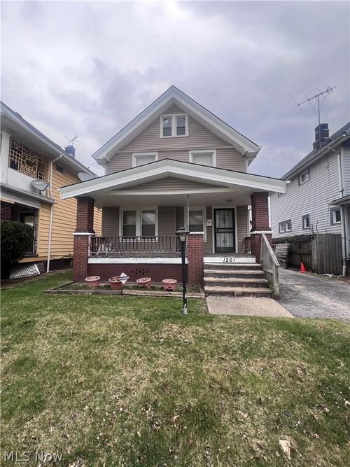 1261 E 134th St, East Cleveland, OH, 44112-2407 | Card Image