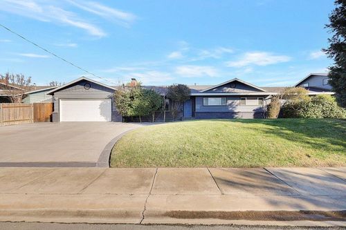 7307 N Roberta Way, Marysville, CA, 95901-3155 | Card Image