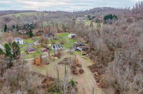100 Robbins Dr, West Newton, PA, 15089-1034 | Card Image