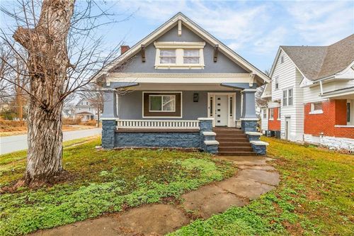 3200 28th St, Kansas City, MO, 64128-1201 | Card Image