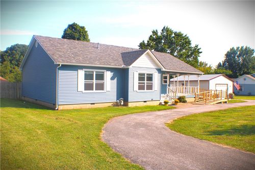 1420 Kay Lynn Dr, Pea Ridge, AR, 72751-3918 | Card Image