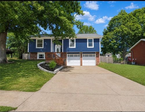 5420 Locust Ave, Kansas City, KS, 66106-3234 | Card Image