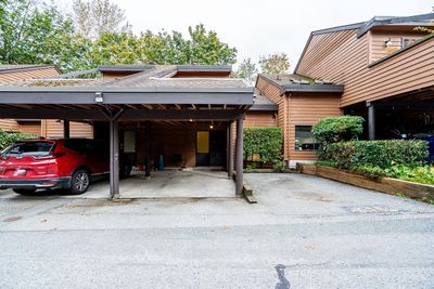 434 Cambridge Way, Townhouse with 3 bedrooms, 1 bathrooms and 2 parking in Port Moody BC | Image 2