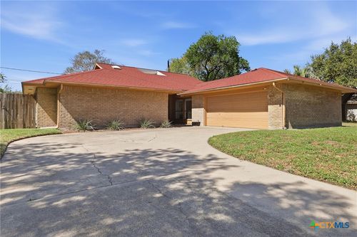 118 Santa Fe, Victoria, TX, 77904-3754 | Card Image
