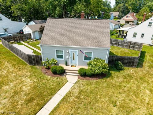 2583 E 38th Street, Lorain, OH, 44055 | Card Image