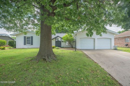 2905 Illinois Ave, Joplin, MO, 64804-2819 | Card Image
