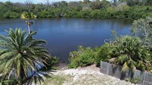 6981 Edgewater Dr, NEW PORT RICHEY, FL, 34652-1528 | Card Image