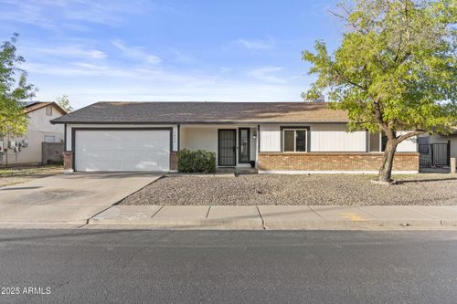 3030 E Pueblo Ave, Mesa, AZ, 85204-3906 | Card Image