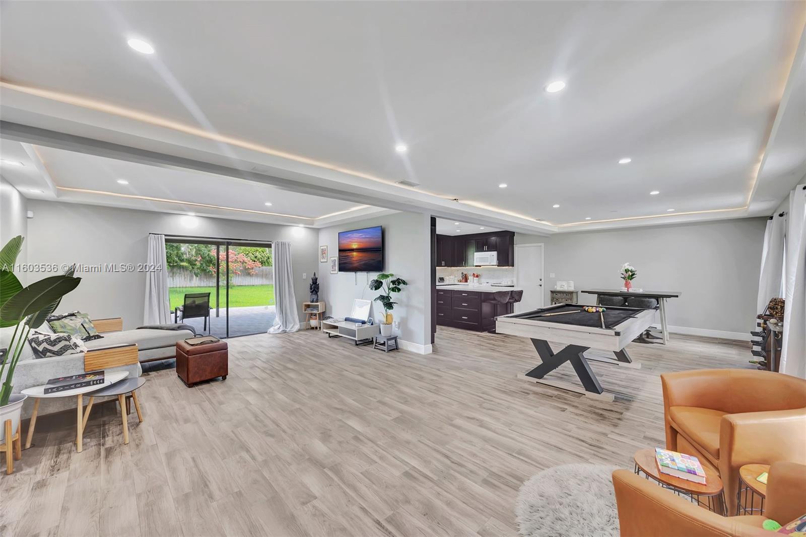 89th Ave, Palmetto Bay, FL 33157