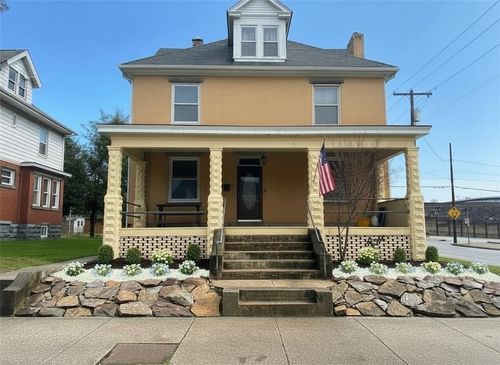 201 Thompson St, Latrobe, PA, 15650-1454 | Card Image
