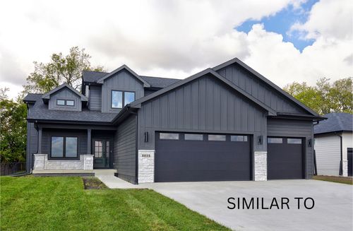 17539 N Valley Dr, Urbandale, IA, 50263-1708 | Card Image