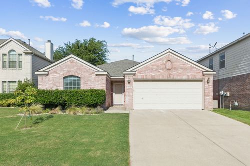 9917 Chadbourne Rd, Fort Worth, TX, 76244-9587 | Card Image