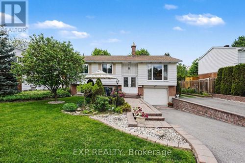 47 Langholm Cres, Nepean, ON, K2J1H1 | Card Image