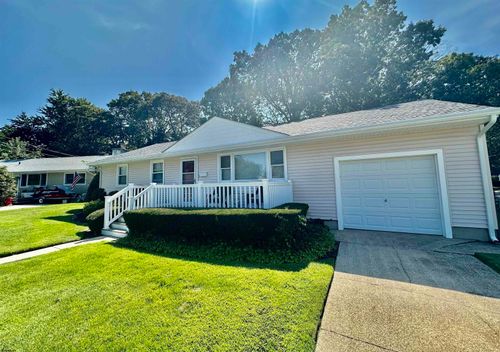 314 Steven Dr, Linwood, NJ, 08221-1933 | Card Image