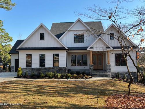 1040 Burning Tree Rd, Pinehurst, NC, 28374-9271 | Card Image