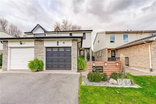 9 Aspen Crt, Waterdown, ON, L8B0A7 | Card Image