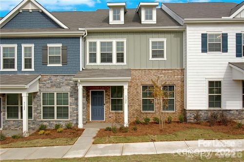 3126 Glenn Hope Way, Matthews, NC, 28104-2228 | Card Image
