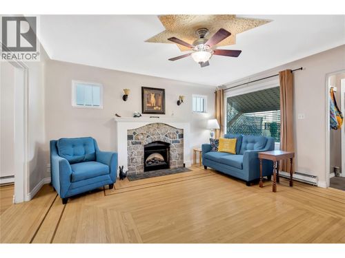 616 Burns St, Penticton, BC, V2A4X3 | Card Image
