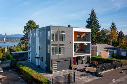 11014 Cornell Avenue S, Seattle, WA, 98178 | Card Image