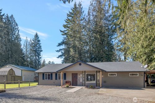 37905 250th Ave Se, Enumclaw, WA, 98022-5821 | Card Image