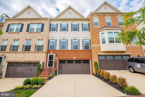 3831 Pentland Hills Dr, UPPER MARLBORO, MD, 20774-9242 | Card Image