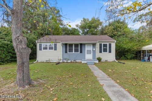 121 Bryan St, Jacksonville, NC, 28540-6017 | Card Image