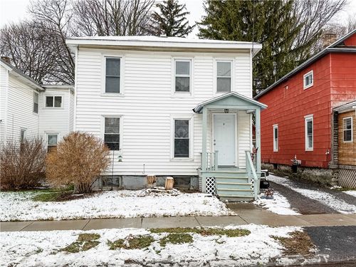 19 Bradford St, Auburn, NY, 13021-4011 | Card Image