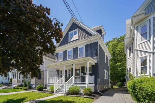 44 Houston Ave, Milton, MA, 02186-1516 | Card Image