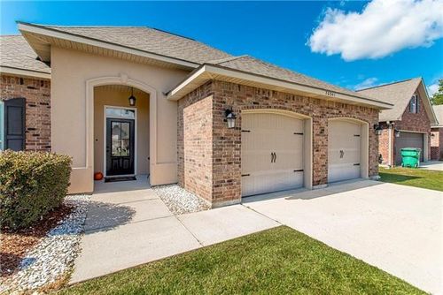 70341 Chambly Ct, Madisonville, LA, 70447-3238 | Card Image