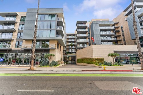 apt-203-1755 Ocean Ave, Santa Monica, CA, 90401-3616 | Card Image