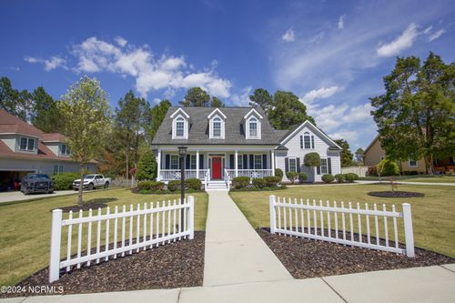 103 Bonnie Brook Ct, Aberdeen, NC, 28315-3105 | Card Image