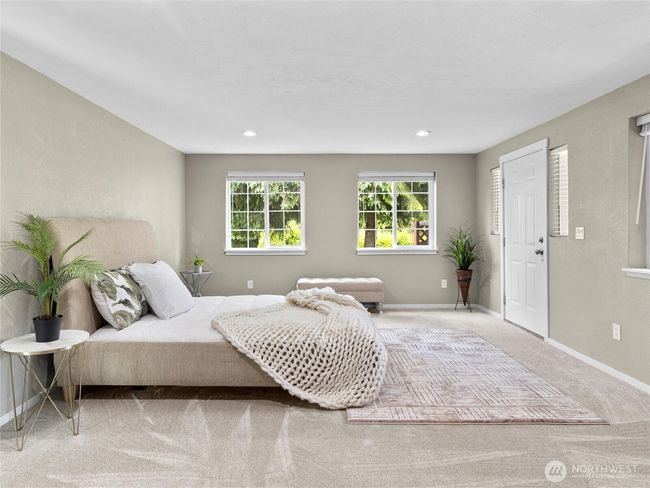 One of two primary suites. | Image 19