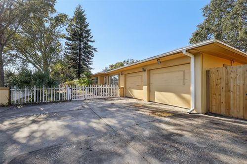 2228 Ne Coachman Rd, Clearwater, FL, 33765-2213 | Card Image