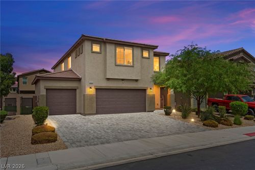 950 Willow Berry Ave, North Las Vegas, NV, 89032-4561 | Card Image
